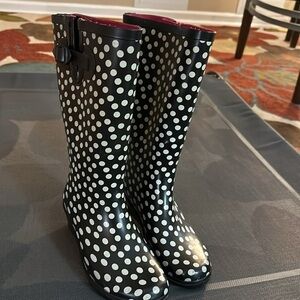 Capelli of New York Adorable Black and White Polka Dot Rain Boots - Size 8 GUC